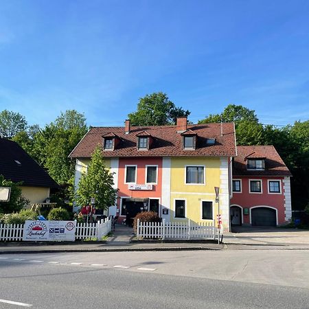 Lindenhof Ybbs Acomodação com café da manhã Ybbs an der Donau Exterior foto